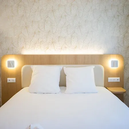 Brit Confort Roissy 3*