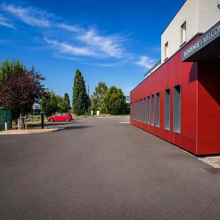Hotel Brit Confort Roissy Saint-Witz