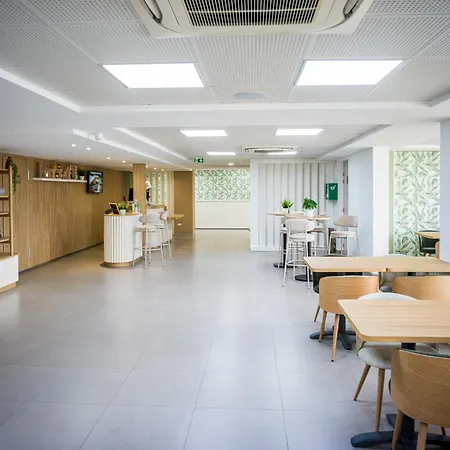 Brit Confort Roissy 3* Saint-Witz