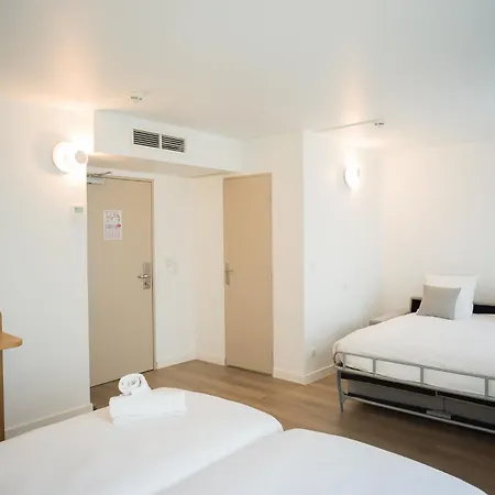 מלון Brit Confort Roissy 3*